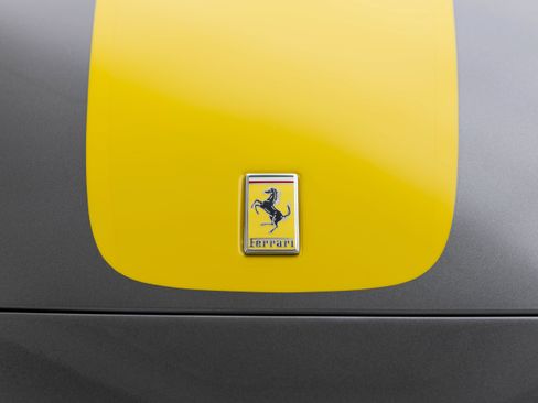 Used 2023 Ferrari 812 Competizione RWD image 60