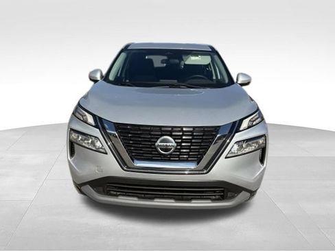Used 2021 Nissan Rogue SV AWD/4WD image 2