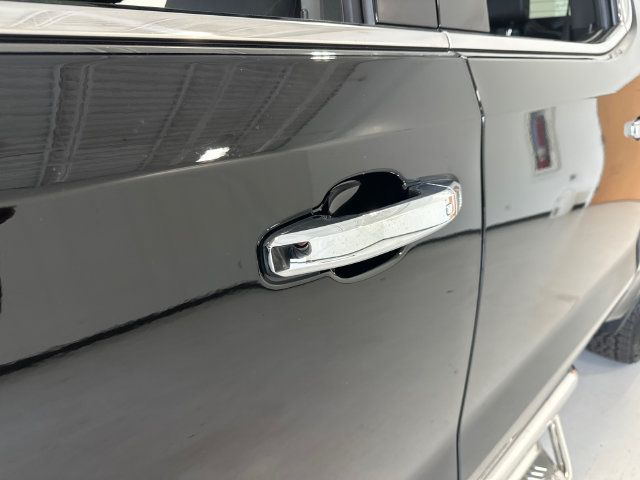 Certified 2023 GMC Sierra 1500 SLT w/ SLT Convenience Package AWD/4WD image 11
