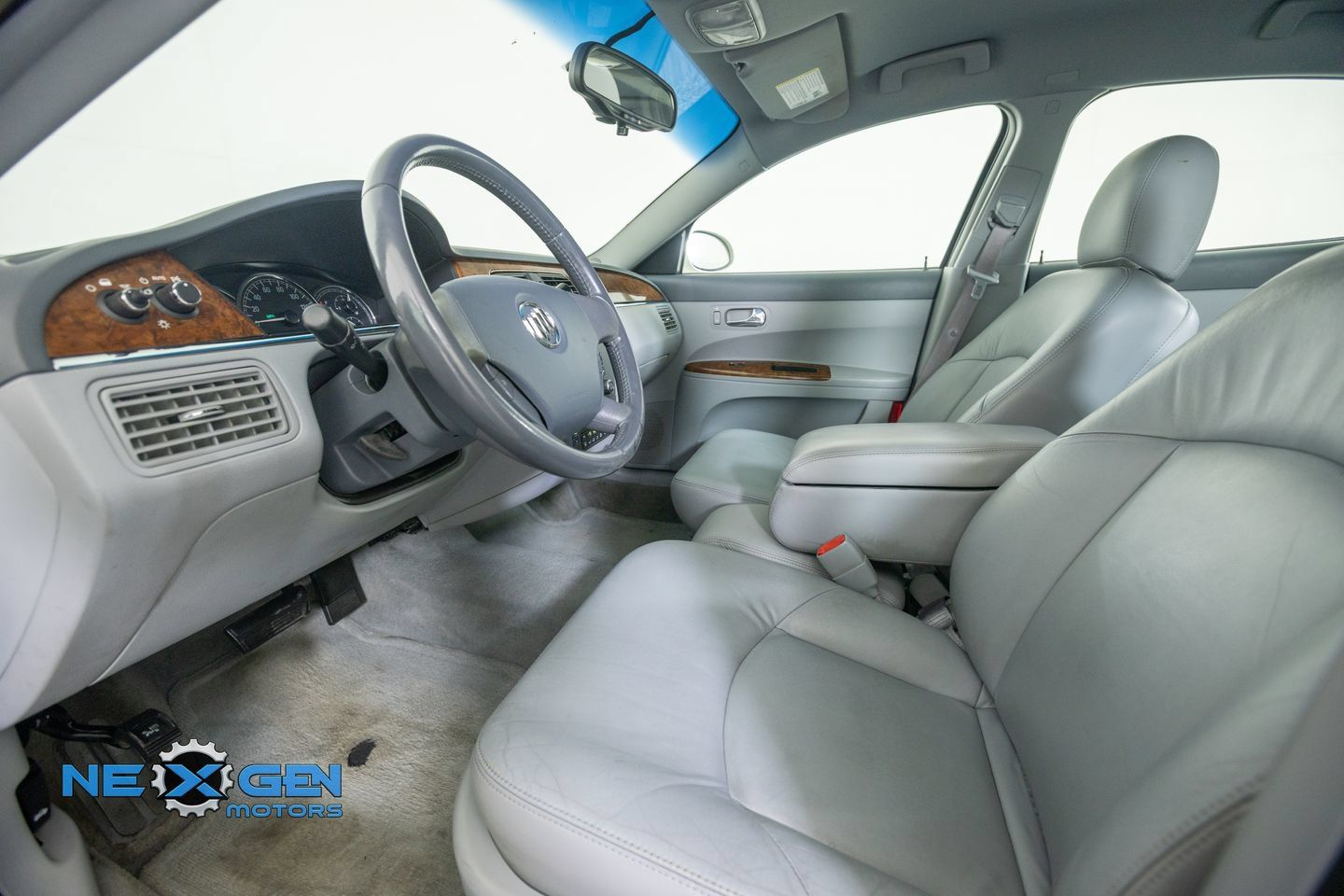 Used 2006 Buick LaCrosse CXL w/ Chrome Appearance Package FWD image 11
