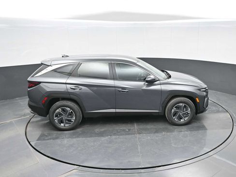 New 2026 Hyundai Tucson Blue SE image 30