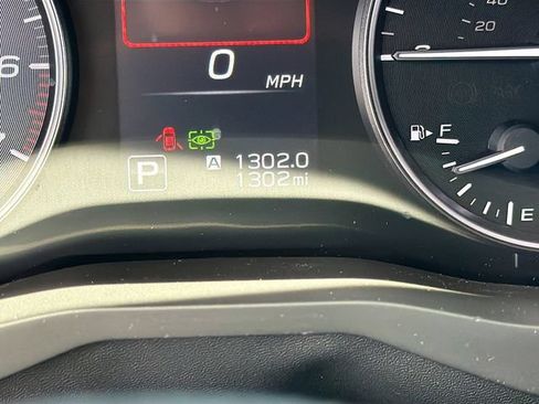 Used 2025 Subaru Ascent Limited w/ Popular Package #2 AWD/4WD image 44