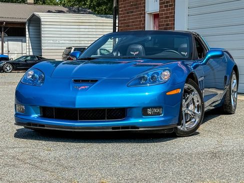 Used 2011 Chevrolet Corvette Grand Sport w/ Preferred Equipment Group RWD image 11