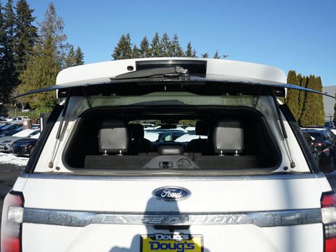 Used 2021 Ford Expedition Limited image 28