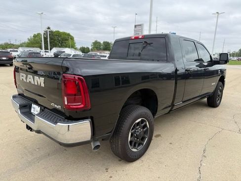 Used 2025 RAM 2500 Laramie AWD/4WD image 6