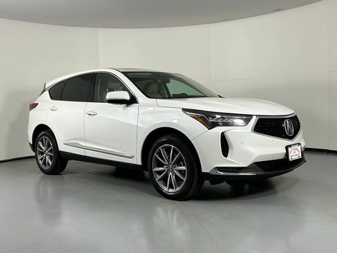 Used 2022 Acura RDX w/ Technology Package image 1