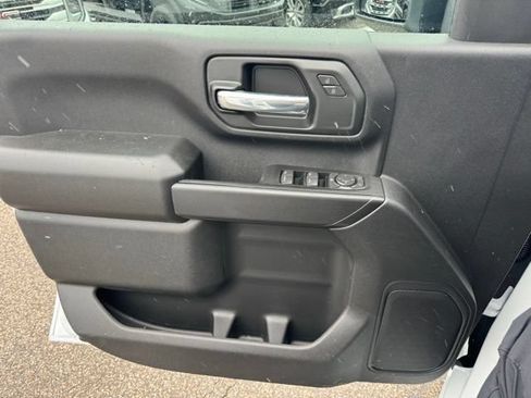 New 2026 GMC Sierra 2500 Pro AWD/4WD image 17