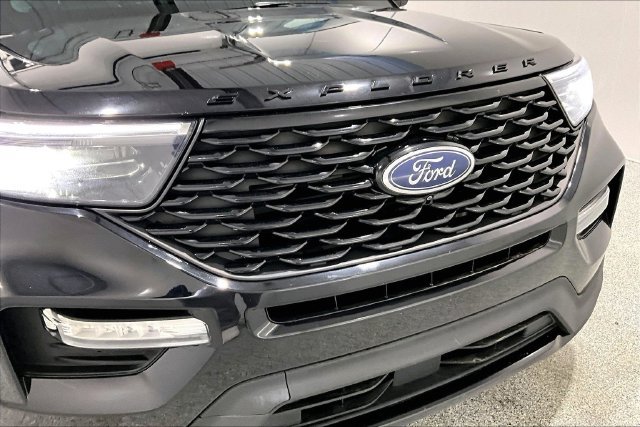 Used 2022 Ford Explorer ST-Line w/ Class IV Trailer Tow Package AWD/4WD image 41