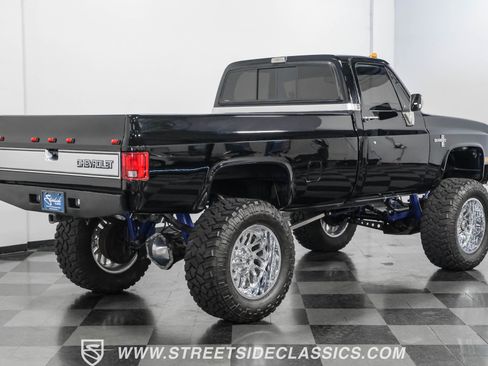 Used 1986 Chevrolet C/K Truck 3500 image 12