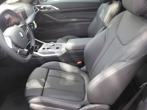 Certified 2026 BMW 430i Coupe w/ Premium Package image 15