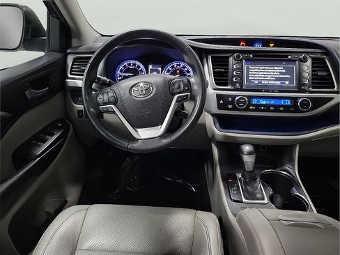 Certified 2018 Toyota Highlander Limited image 10