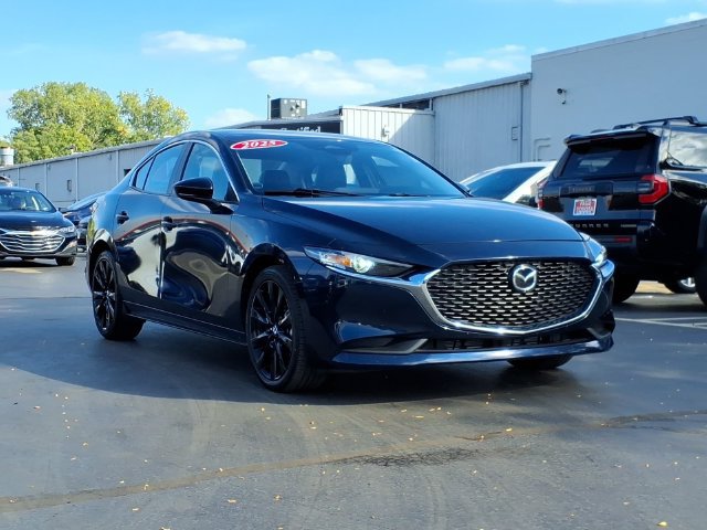 Used 2025 MAZDA MAZDA3 s FWD image 3