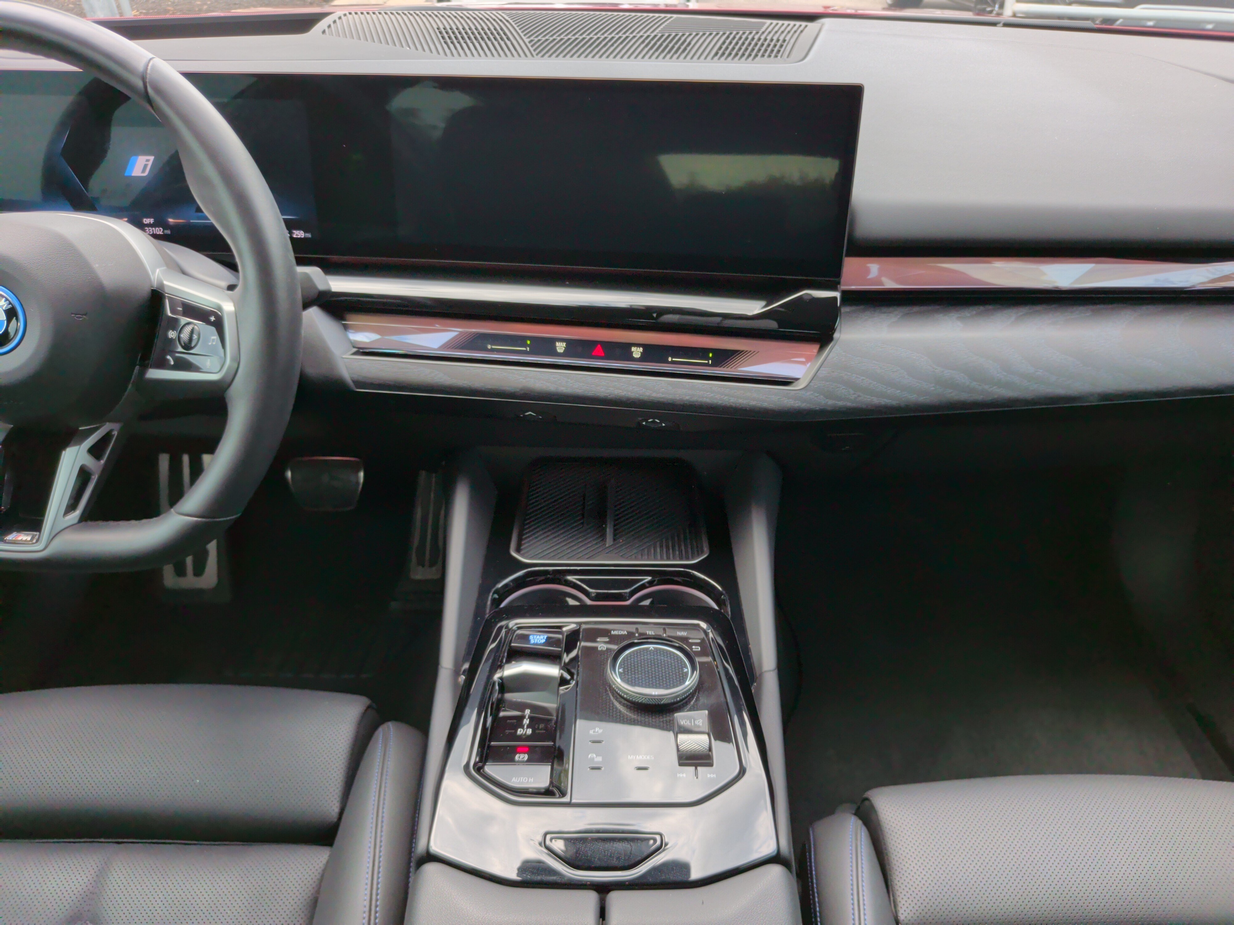 Certified 2024 BMW i5 eDrive40i w/ M Sport Package RWD image 32