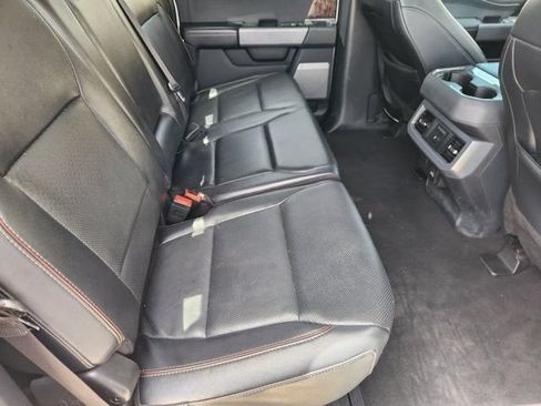 Used 2024 Ford F250 Lariat w/ Lariat Ultimate Package AWD/4WD image 31