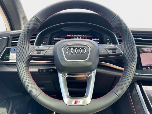 New 2026 Audi SQ7 Prestige image 28