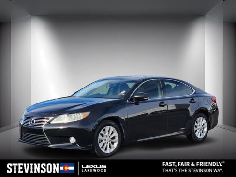 Used 2013 Lexus ES 300h image 1