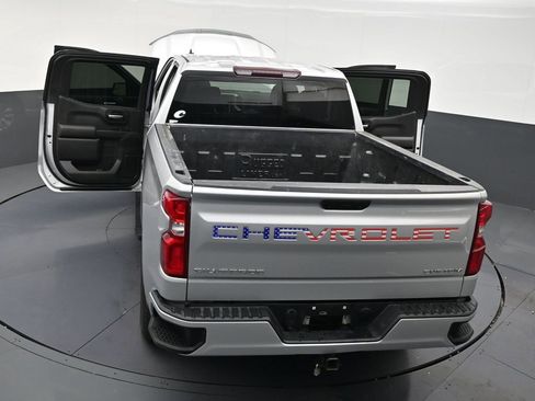 Used 2022 Chevrolet Silverado 1500 Custom image 32
