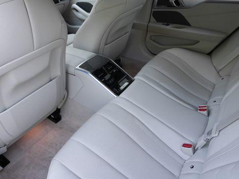 Used 2026 BMW 840i RWD image 33