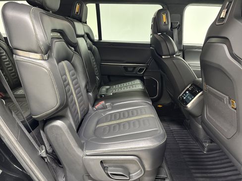 Used 2024 Rivian R1S Adventure AWD/4WD image 23
