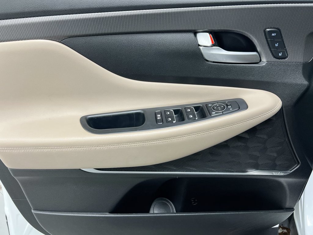 Used 2019 Hyundai Santa Fe FWD image 22