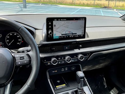 Used 2024 Honda CR-V Sport Touring image 6