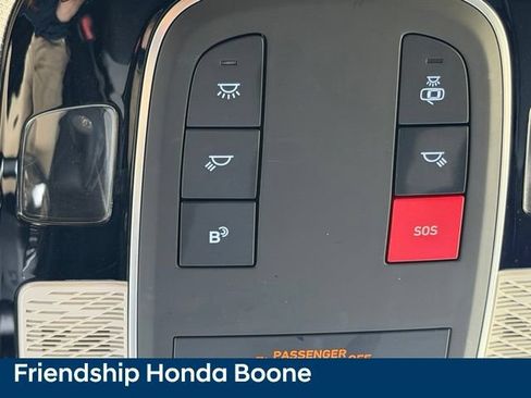 Used 2024 Hyundai Palisade SEL FWD image 30