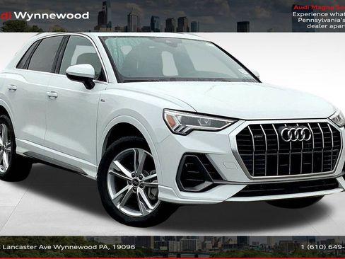 Certified 2024 Audi Q3 2.0T Premium Plus image 1