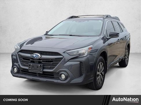 Used 2023 Subaru Outback Premium image 1