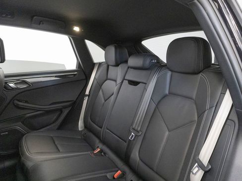 Certified 2023 Porsche Macan GTS AWD/4WD image 29