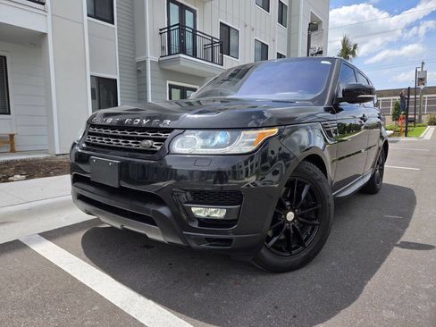 Used 2016 Land Rover Range Rover Sport SE image 1