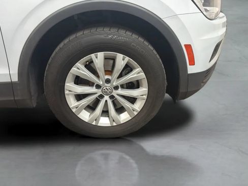 Used 2018 Volkswagen Tiguan S FWD image 24