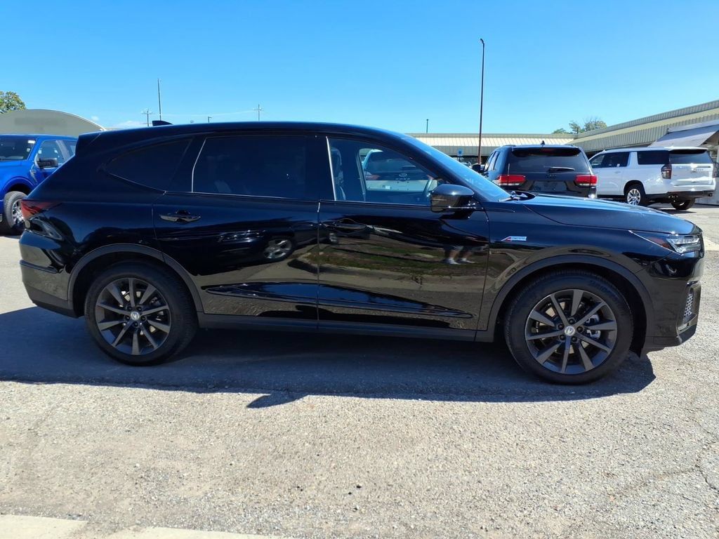 Used 2025 Acura MDX A-Spec AWD/4WD image 6