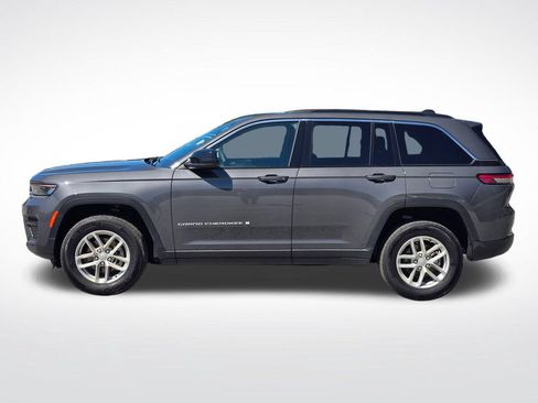 Used 2025 Jeep Grand Cherokee Laredo X AWD/4WD image 12