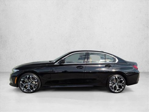 Used 2025 BMW 330i xDrive Sedan w/ Convenience Package AWD/4WD image 9