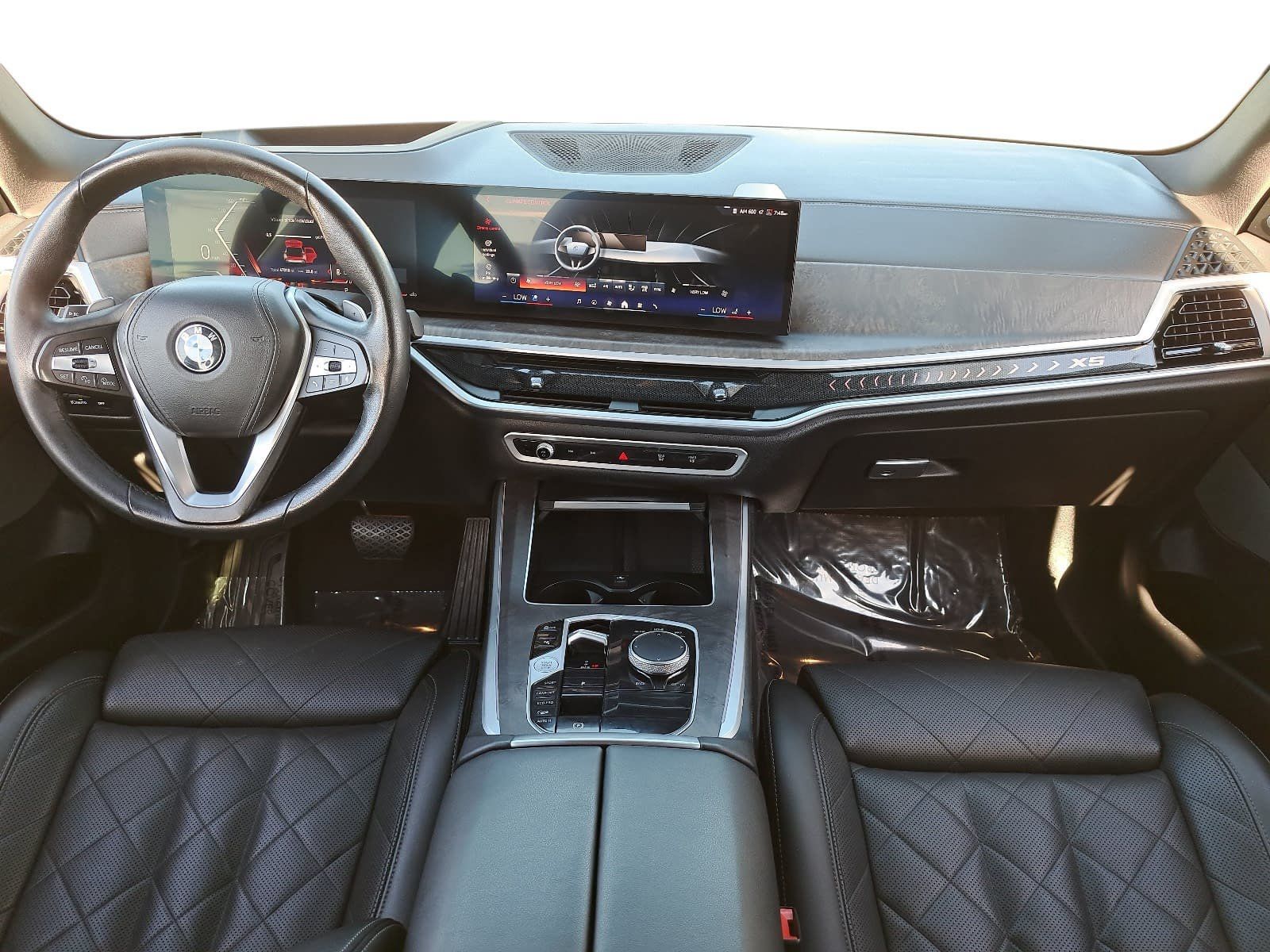 Used 2024 BMW X5 xDrive40i w/ Premium Package AWD/4WD image 9