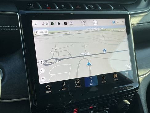 Used 2023 Jeep Grand Cherokee L Limited image 34