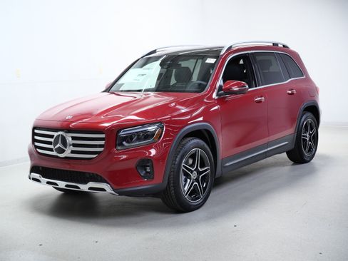 New 2026 Mercedes-Benz GLB 250 4MATIC image 4