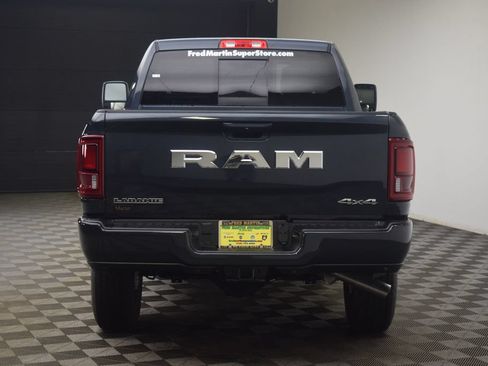 New 2026 RAM 2500 Laramie AWD/4WD image 13