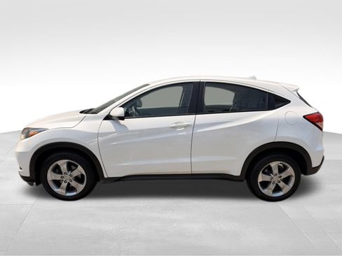 Used 2016 Honda HR-V LX image 10