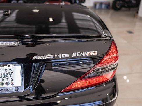 Used 2011 Mercedes-Benz SL 63 AMG w/ Premium I Pkg image 16