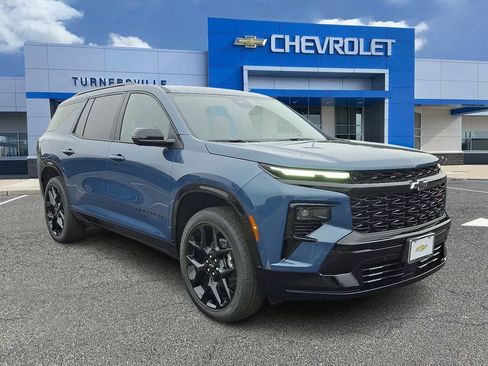 New 2026 Chevrolet Traverse RS image 2