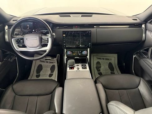 Used 2023 Land Rover Range Rover Long Wheelbase SE AWD/4WD image 25
