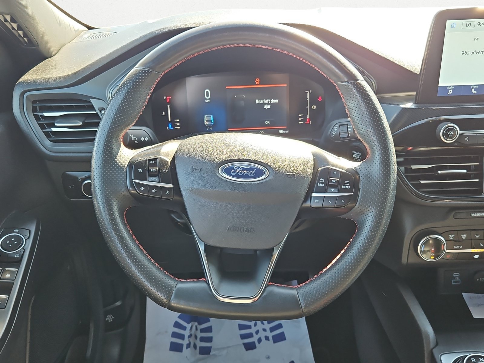Used 2023 Ford Escape ST-Line AWD/4WD image 9