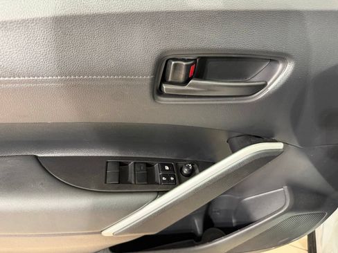 Certified 2025 Toyota Corolla Cross LE FWD image 16