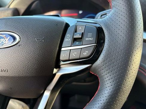 Used 2025 Ford Explorer ST-Line image 23