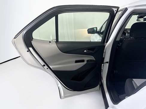 Used 2021 Chevrolet Equinox LS w/ LPO, Floor Liner Package FWD image 26