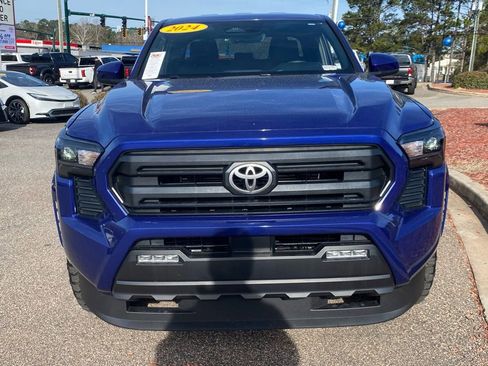 Used 2024 Toyota Tacoma SR5 image 18