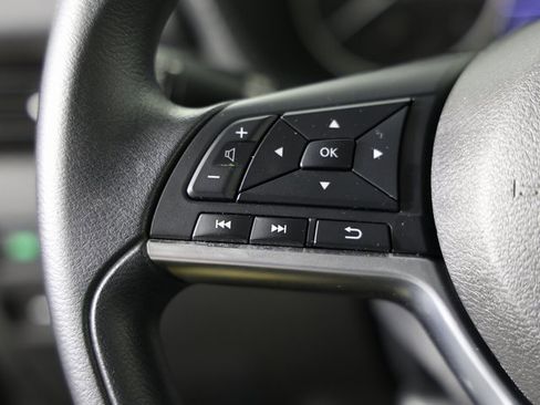 Used 2025 Nissan Sentra SV image 12