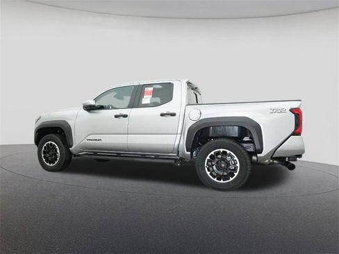 New 2026 Toyota Tacoma TRD Off-Road image 40