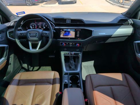 Certified 2023 Audi Q3 2.0T Premium w/ Convenience Package AWD/4WD image 28